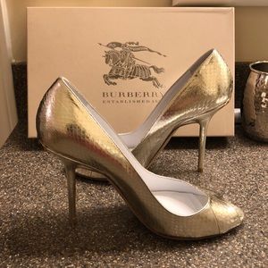 Burberry Kensal 100 Peep Toe Pump